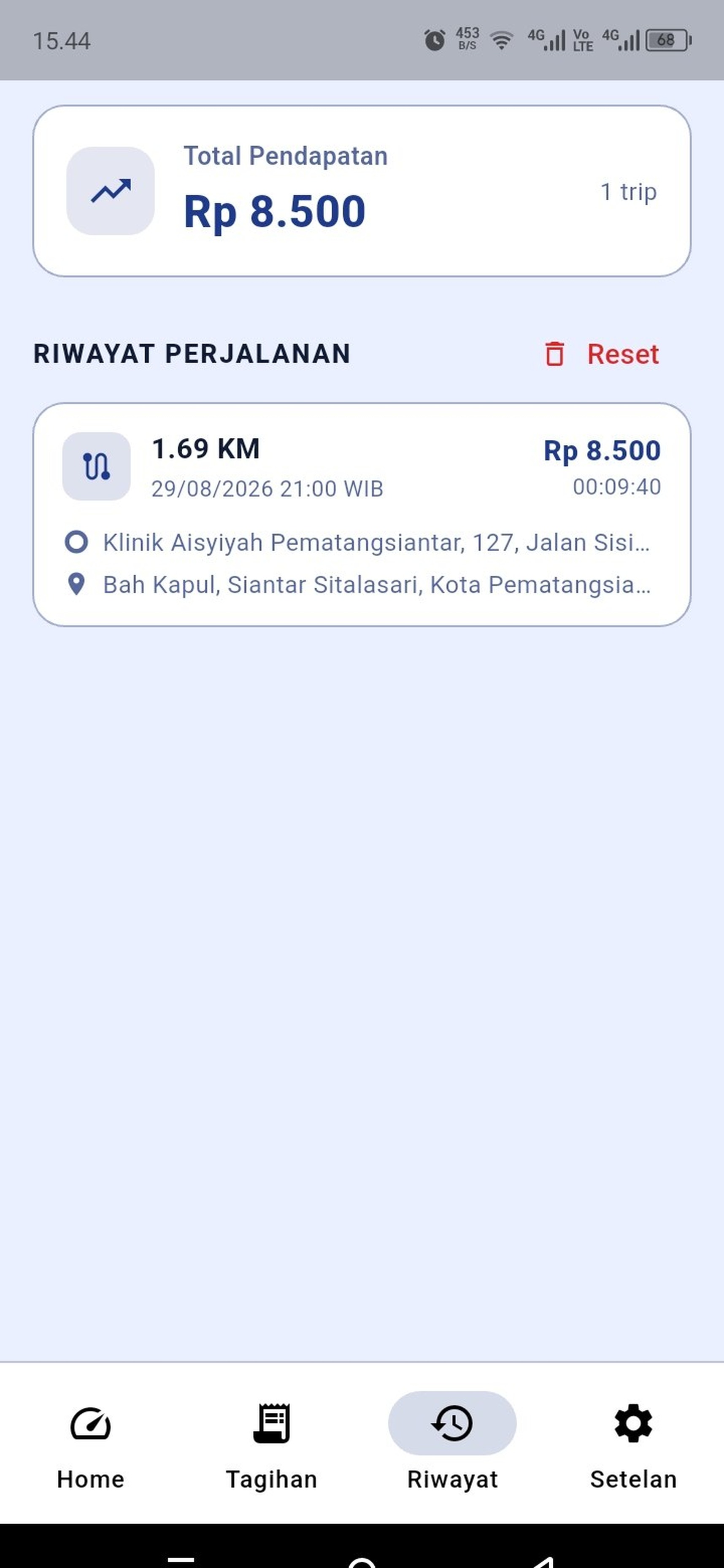 Halaman riwayat perjalanan ArgoGPS — total pendapatan dan daftar trip